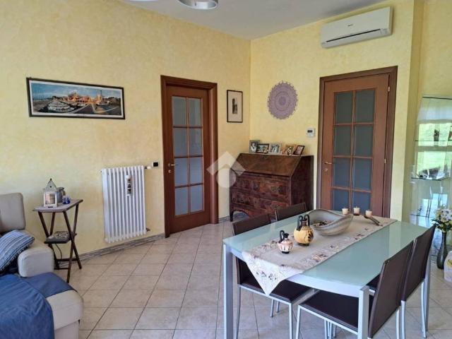 Appartamento in vendita a Traversetolo PR