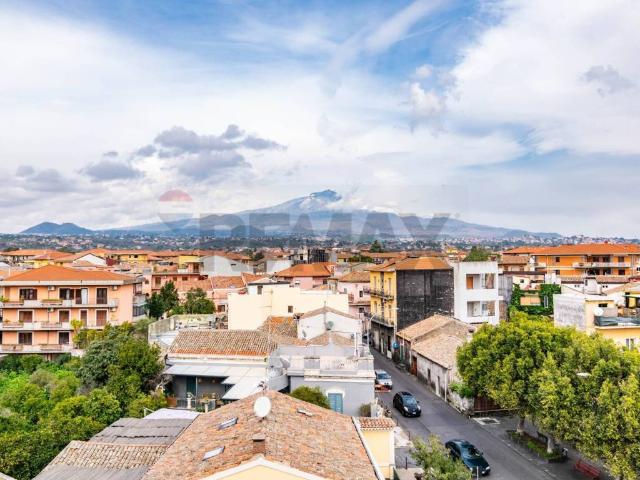 Appartamento in vendita a Tremestieri Etneo CT