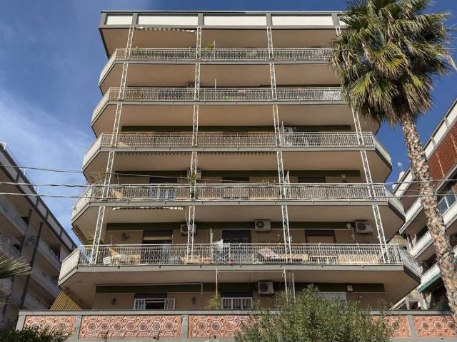 Appartamento in vendita a Tremestieri Etneo CT