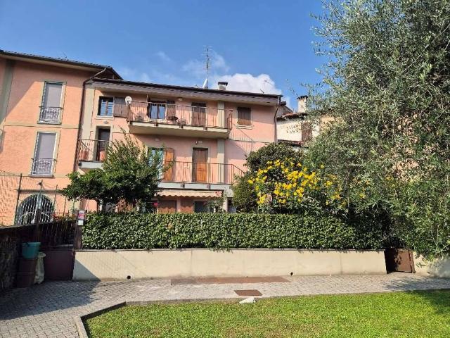 Appartamento in vendita a Tremezzina CO