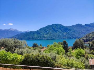 Appartamento in vendita a Tremezzina CO