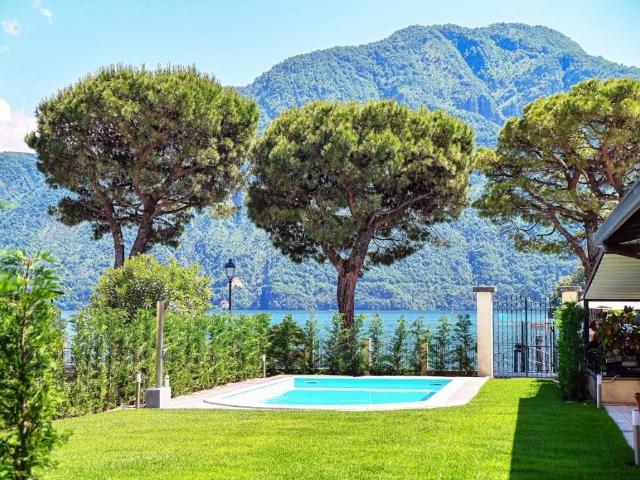 Appartamento in vendita a Tremezzina CO