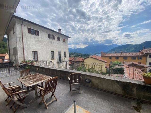 Appartamento in vendita a Tremezzina CO