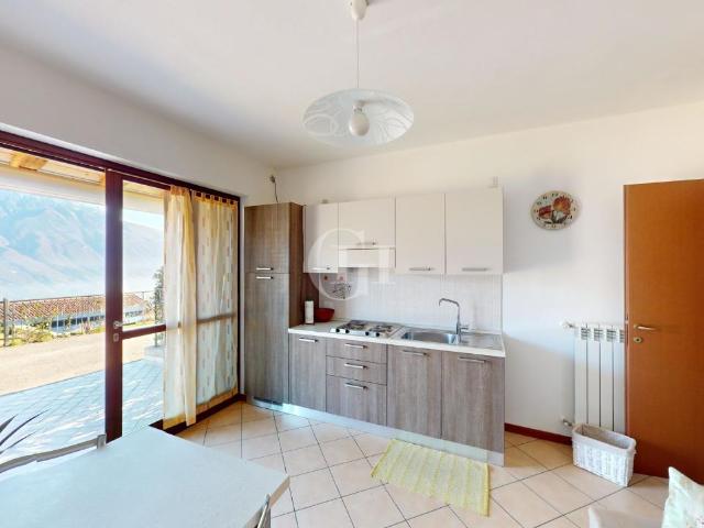 Appartamento in vendita a Tremosine sul Garda
