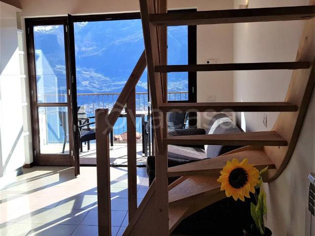 Appartamento in vendita a Tremosine sul Garda via Mezzema, Pieve