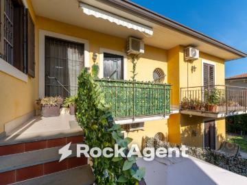 Appartamento in vendita a Trecastagni CT