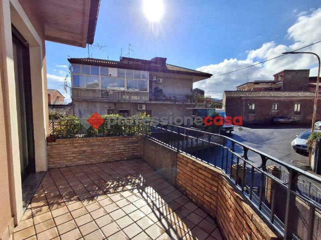 Appartamento in vendita a Trecastagni CT