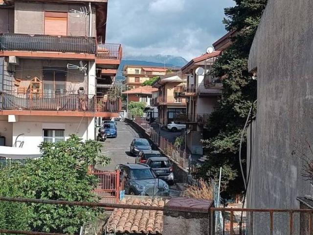 Appartamento in vendita a Trecastagni CT