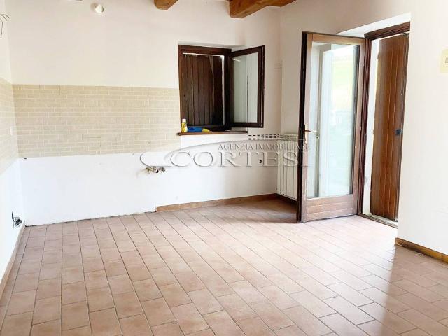 Appartamento in vendita a Trecastelli AN