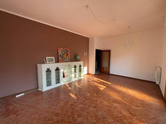 Casa indipendente in vendita a Trecastelli AN