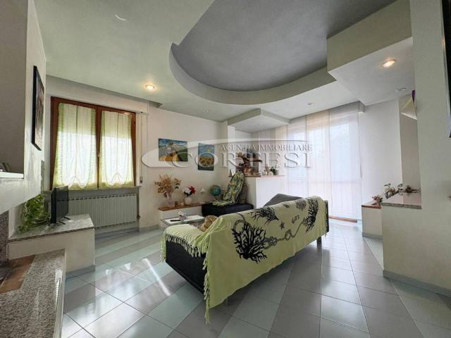 Appartamento in vendita a Trecastelli AN