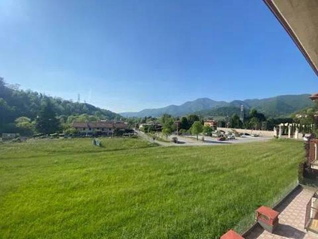 Appartamento in vendita a Trescore Balneario BG