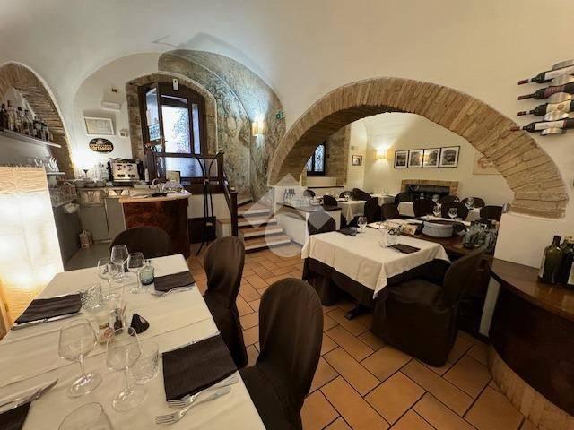 Loft / Open Space in vendita a Trevi PG