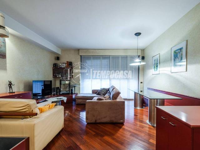 Appartamento in vendita a Trezzano sul Naviglio MI