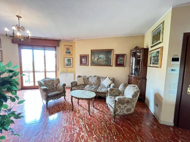 Appartamento in vendita a Trezzano sul Naviglio MI