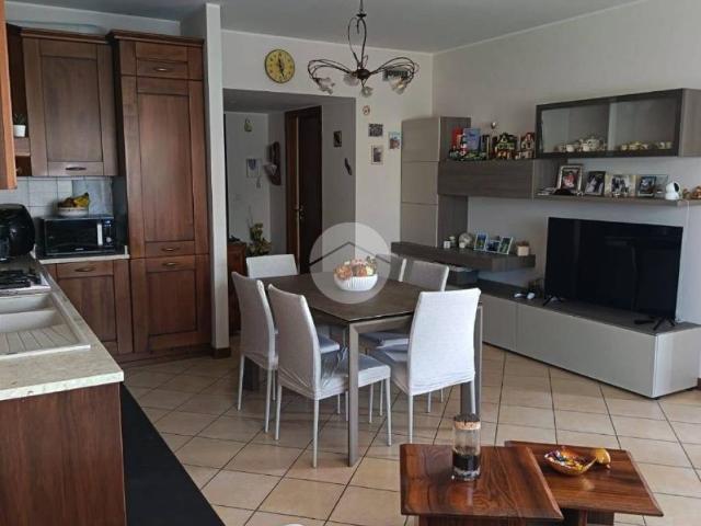 Appartamento in vendita a Trezzano sul Naviglio MI