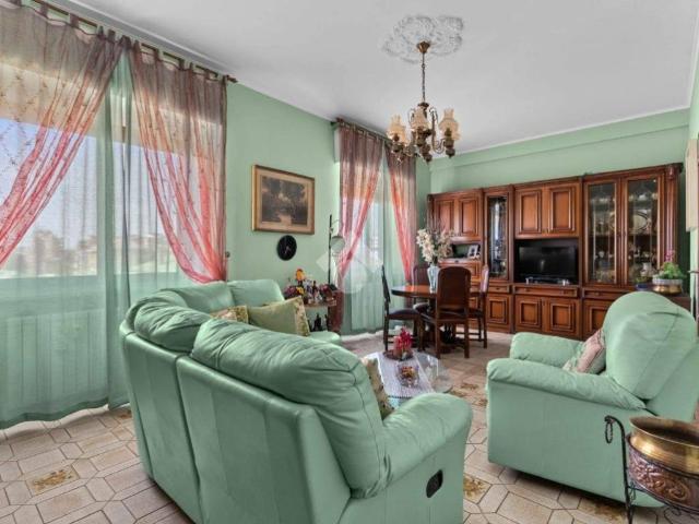 Appartamento in vendita a Trezzano sul Naviglio MI