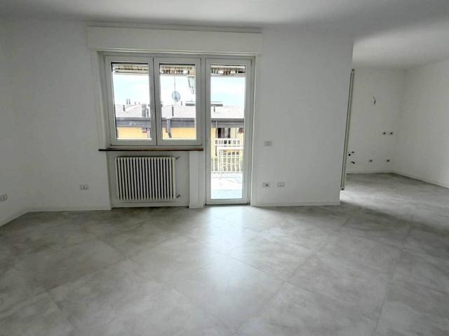 Appartamento in vendita a Trezzano sul Naviglio MI