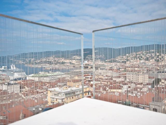 Appartamento in vendita a Trieste, Centro storico