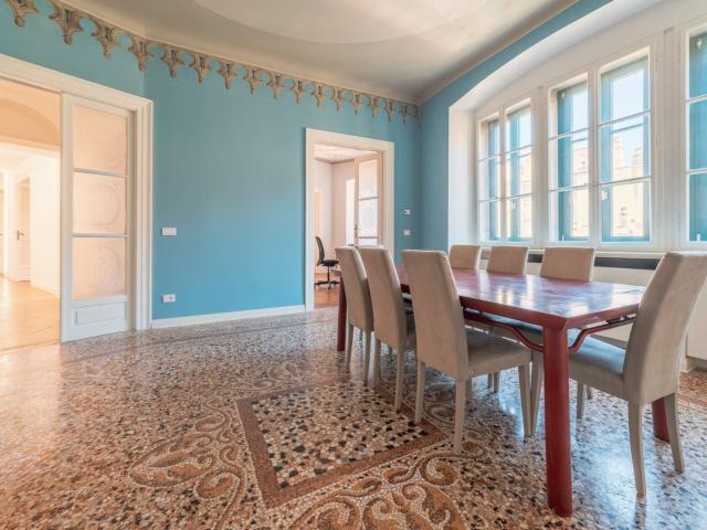 Appartamento in vendita a Trieste, Centro storico