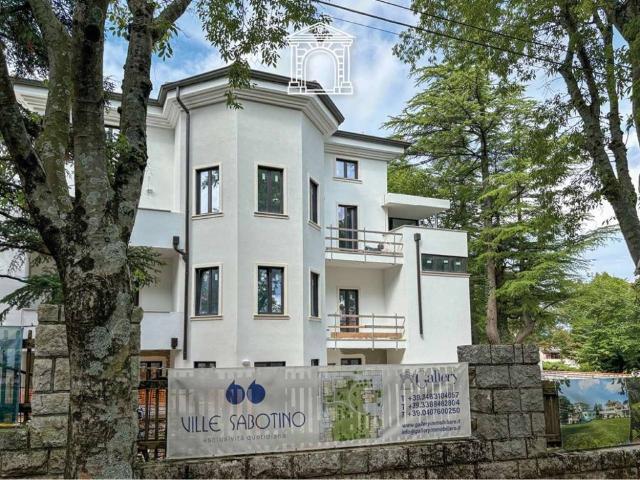Appartamento in vendita a Trieste TS