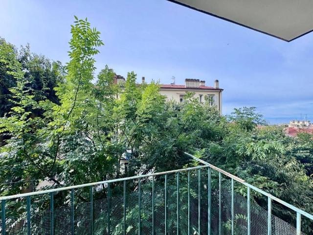 Appartamento in vendita a Trieste TS