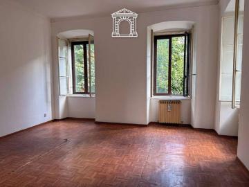 Appartamento in vendita a Trieste TS