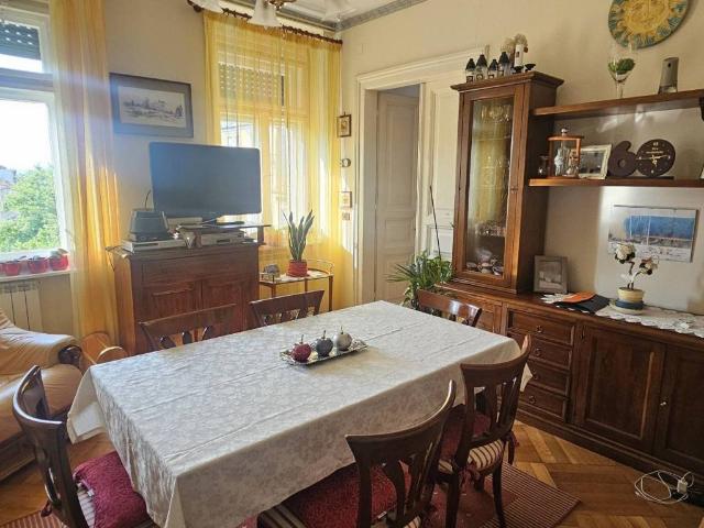 Appartamento in vendita a Trieste TS
