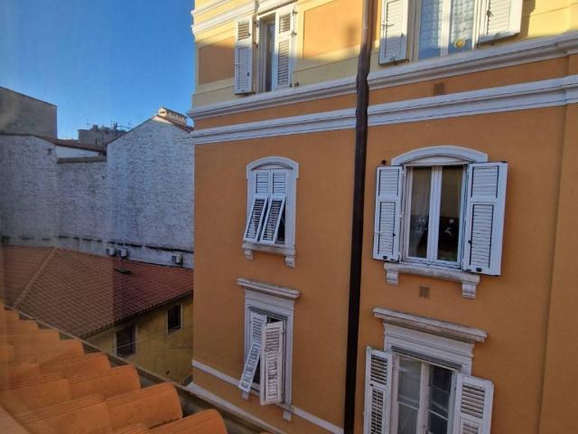 Appartamento in vendita a Trieste TS