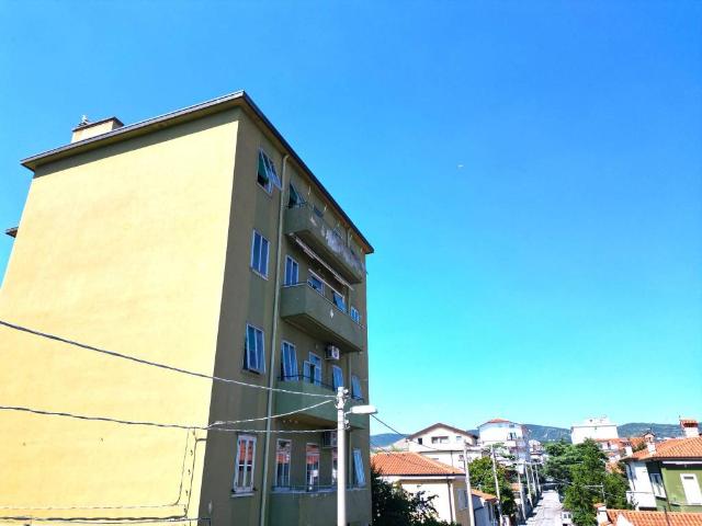 Appartamento in vendita a Trieste TS