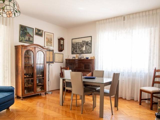Appartamento in vendita a Trieste TS
