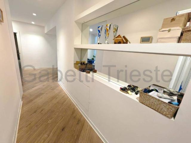 Appartamento in vendita a Trieste TS