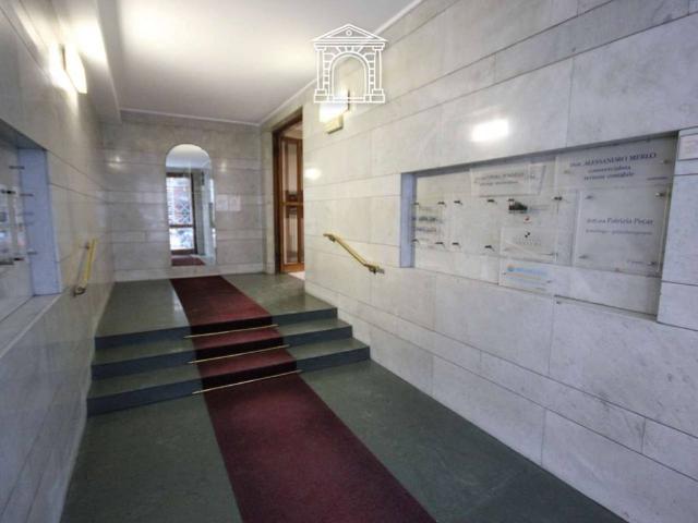 Appartamento in vendita a Trieste TS