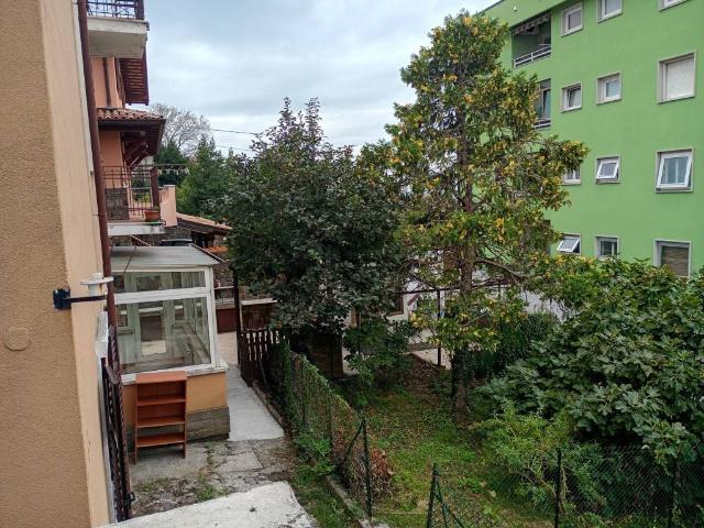 Appartamento in vendita a Trieste TS
