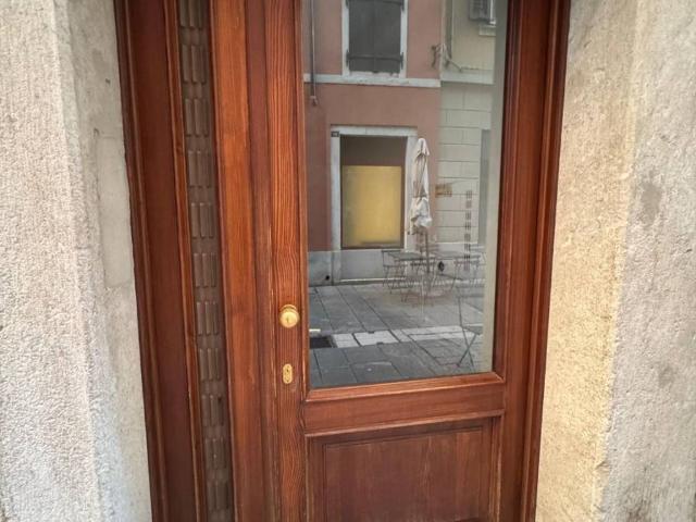 Appartamento in vendita a Trieste TS