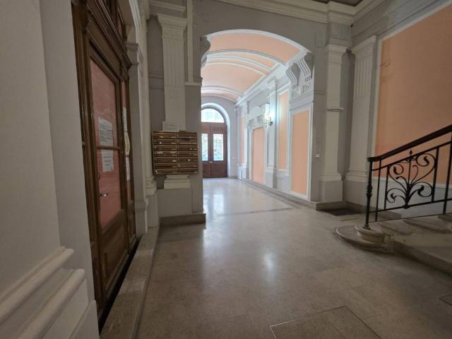 Appartamento in vendita a Trieste TS