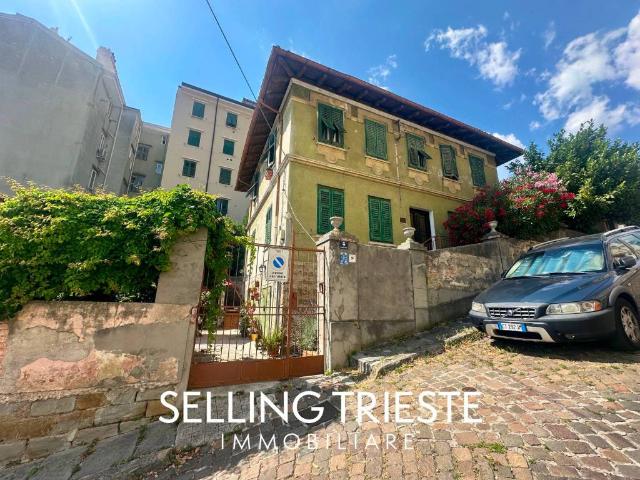 Appartamento in vendita a Trieste TS