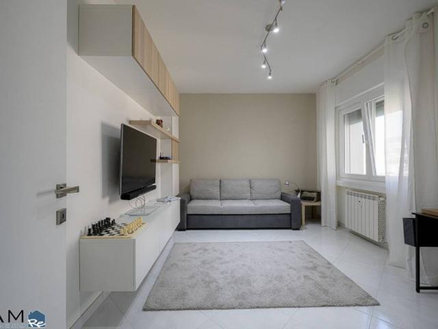Appartamento in vendita a Trieste TS