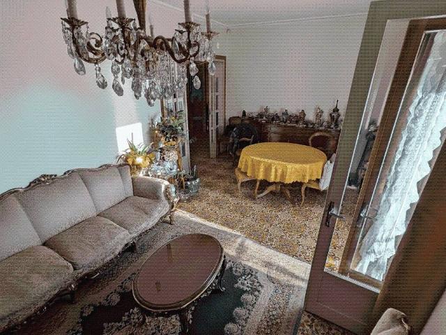 Appartamento in vendita a Trieste TS