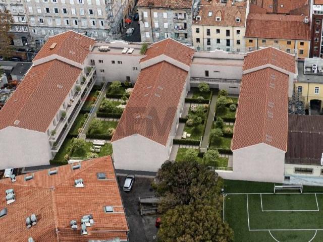 Appartamento in vendita a Trieste TS