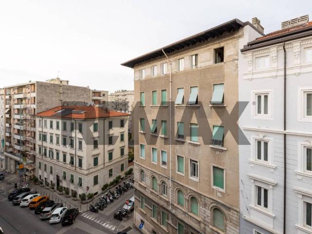 Appartamento in vendita a Trieste TS