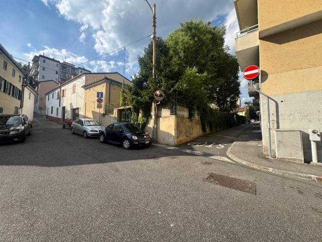 Appartamento in vendita a Trieste TS