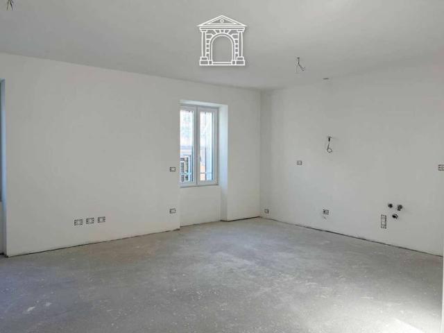 Appartamento in vendita a Trieste TS