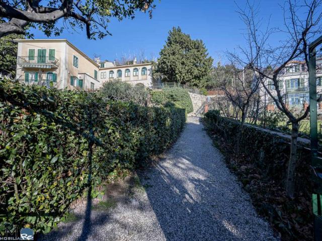 Appartamento in vendita a Trieste TS