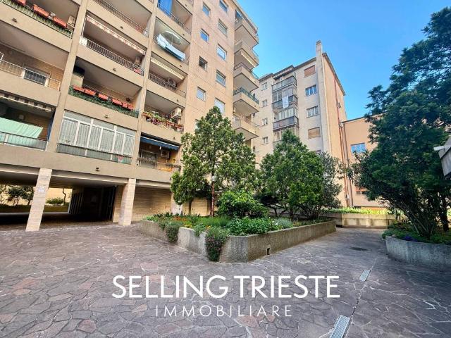 Appartamento in vendita a Trieste TS