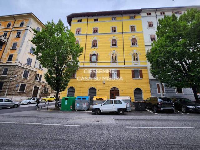 Appartamento in vendita a Trieste TS
