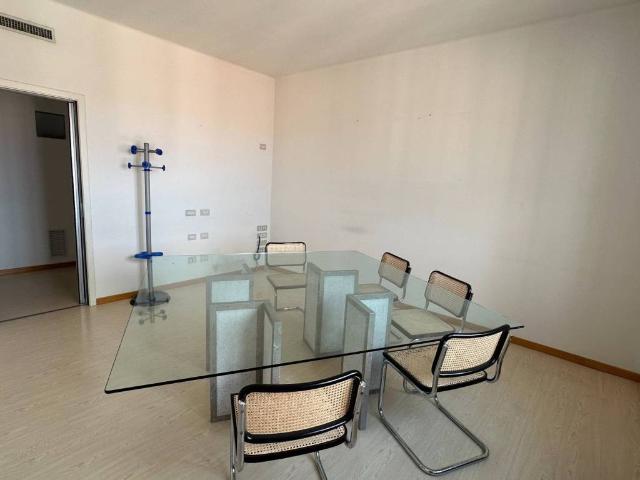 Appartamento in vendita a Trieste TS