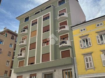 Appartamento in vendita a Trieste TS