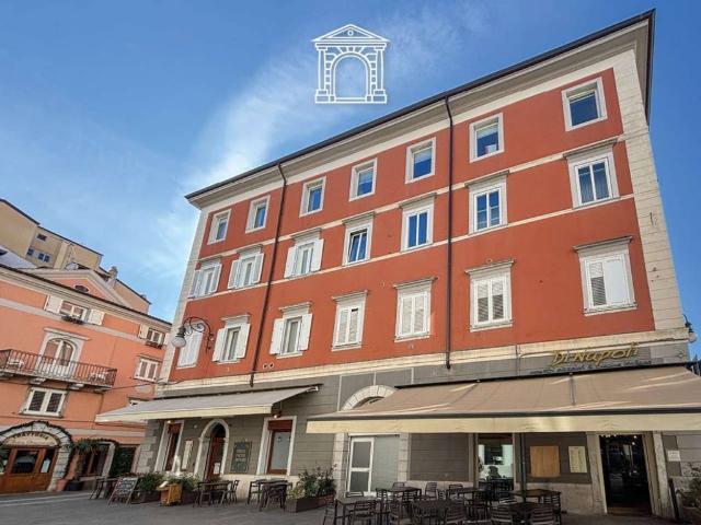 Appartamento in vendita a Trieste TS