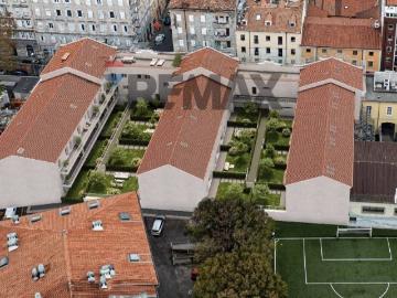 Appartamento in vendita a Trieste TS